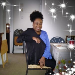 Meet your Posher, Joy